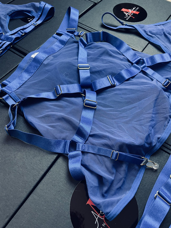 Komplet bielizny damskiej niebieski Asmin ze spódniczką